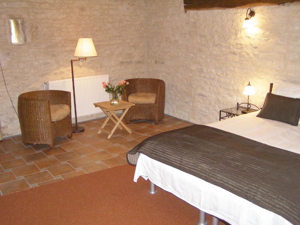 Charme Hotel La Dominotte Demigny Экстерьер фото